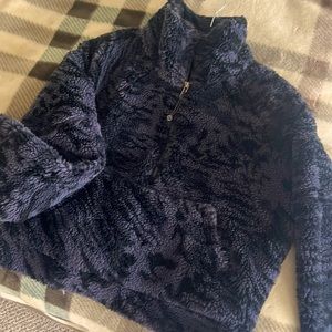 Lululemon sweater
